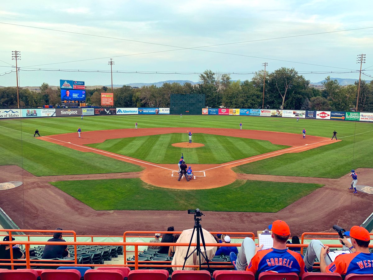 Travis Buck tweet media