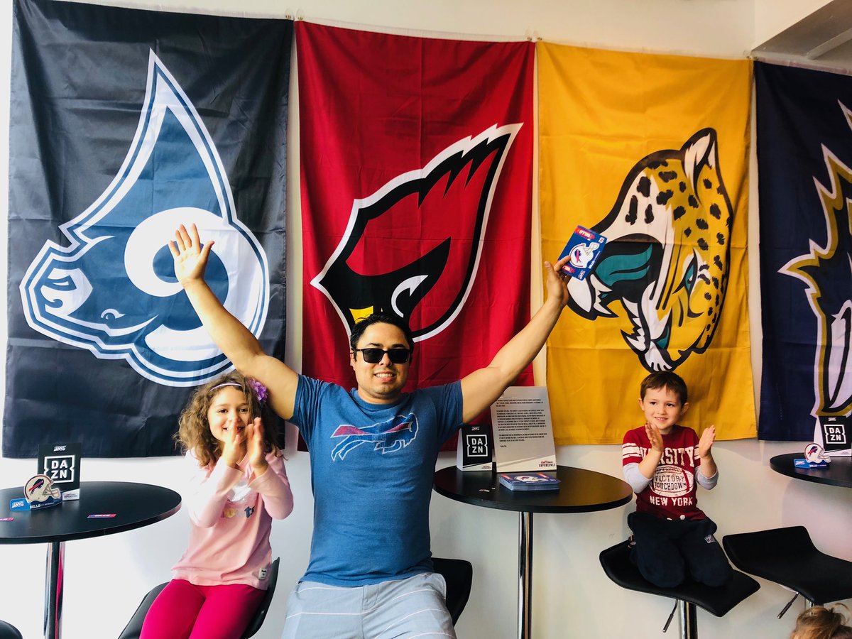 mattdurst13's tweet photo. Ready for NFL season kickoff! @NFLCanada #NFL100Challenge https://t.co/F57tEqvho0