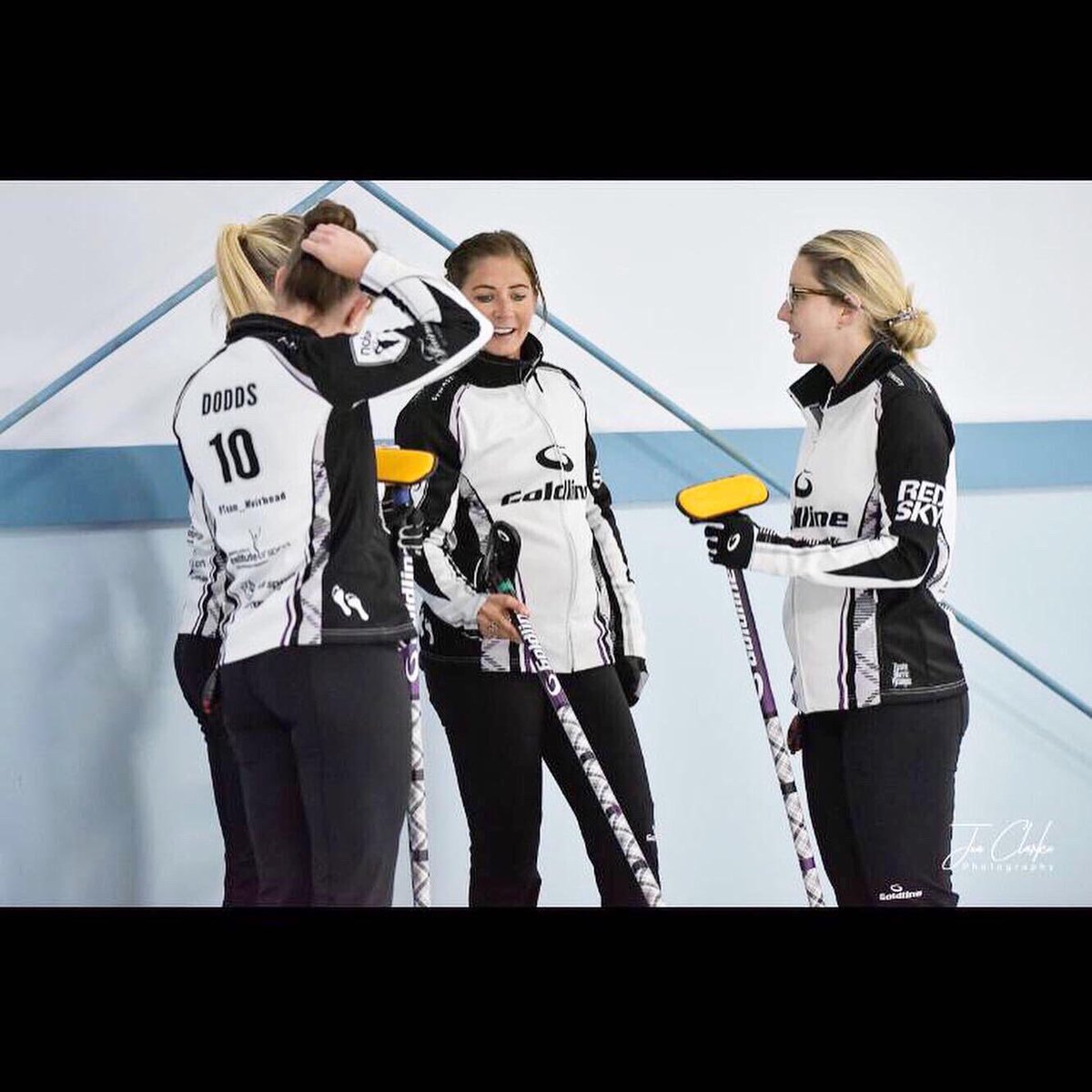 Team_Muirhead's tweet photo. Weโve banked some awesome team performances and learnings to take us forward. Thank you to @eflowerz for her amazing hospitality here @goldlinecurling ๐ค๐ผ Next up for us, road trip to Cornwall! ๐
#teammuirhead #getyourairtime #oakville #curling https://t.co/V8QElCk9BK