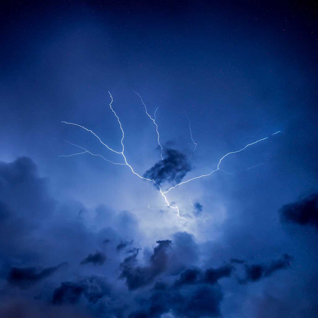 Travelear_'s tweet photo. #SoundscapeSunday New 3D Soundscape "Hilton Head Thunder". I recorded this back in March while staying at a beach front hotel in South Carolina. The beach gave an unobstructed platform for capturing the incredible rain and thunder. -Garett 
#3Daudio #fieldrecording #travelear https://t.co/PZxitHGERz