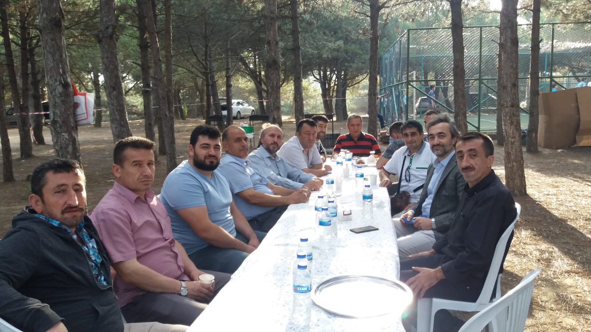 KabarikBirol's tweet photo. Sultangazi Zonguldak/ Gökçebeyliler Derneği Sultangazi Kent Ormanında piknik proğramına Katılım sağladık.
Ak Parti Sultangazi İlçe Başkanı Sayın Süleyman YİĞİTOĞLU ve Yönetimine çok teşekkür ederiz
#GÖKÇEBEYDERNEĞİ
#ZONDEF
#ZONSİAD
#KARAKDER
#ZEKPLAT https://t.co/9UpV3T5F0t