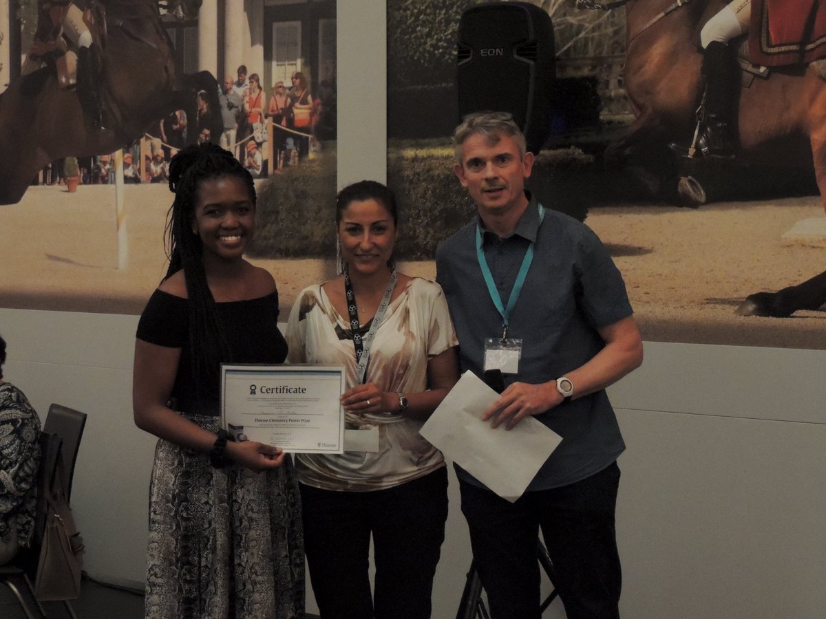 Sbusisiwe Mbatha from Bristol University received the prize for the best overall poster at ISySyCat2019. The prize was sponsored by Thieme. Dr. Giuliana Rubulotta (assistant scientific editor at Synlett) presented the prize.