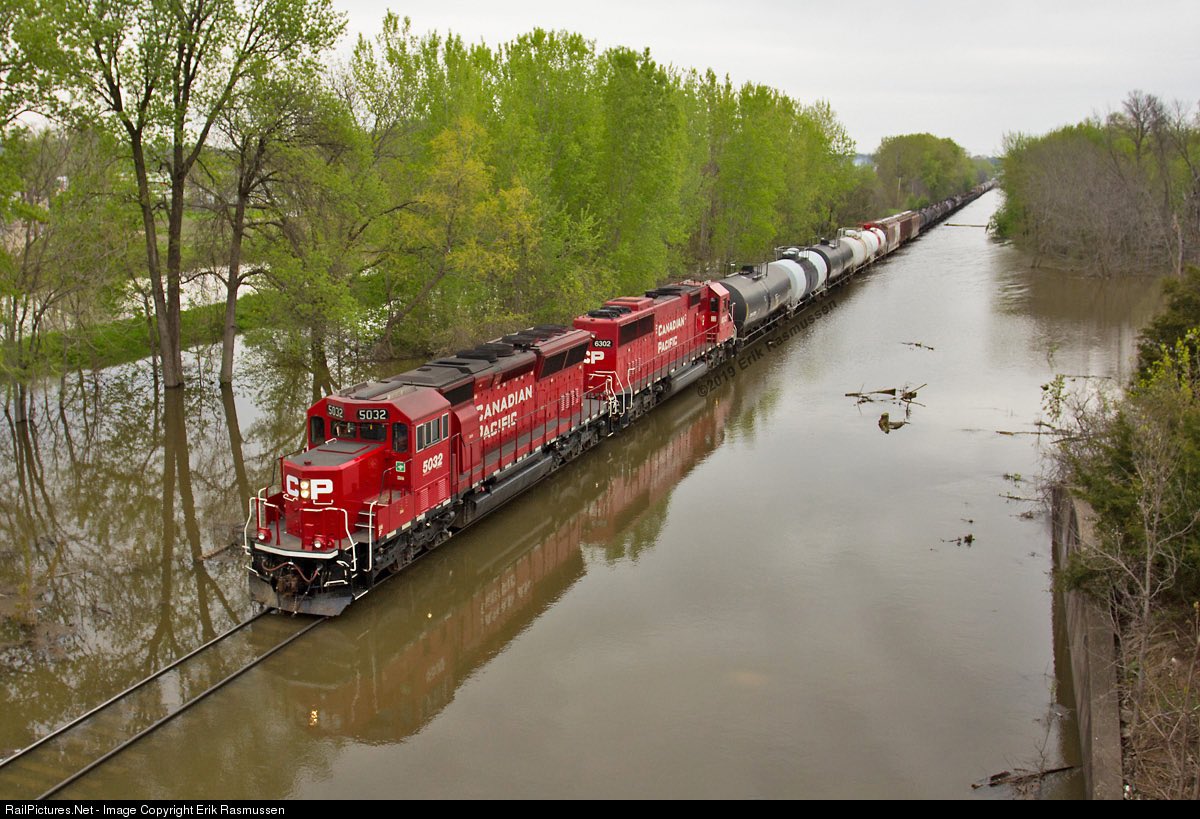pics_train's tweet image. Canadian Pacific Railway - EMD SD30C-ECO

Locomotive #: CP 5032 - Train ID: CP B71-03

Davenport, Iowa, USA

📸 By: Erik Rasmussen

#train #trains #railway