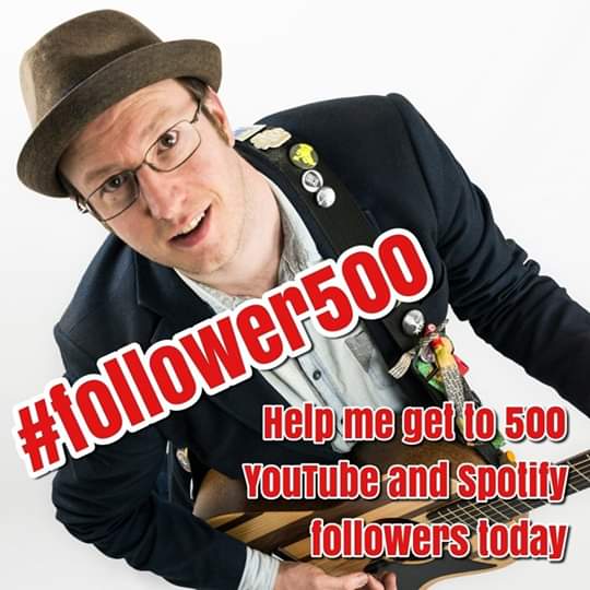 Critter_Cat's tweet photo. In between doing a doggy homecheck and supporting the @philcoopermusic #follower500 challenge I somehow managed this - big thanks to the friend who thought I could 'do things' with 8kg of apples (2 down, 6 to go..) #jamfirst https://t.co/PGppybYBRV