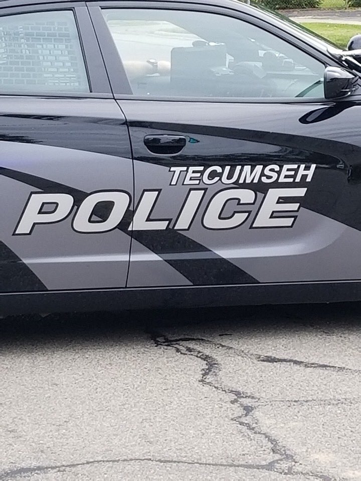 RobertLeduc12's tweet photo. Macomb Correctional Facility LETR Volunteers and the Southeast dreAm teAm on run #3 in Tecumseh @SpOlympicsMI @LETRforSO @MichiganDOC @MDOCCFA @hollyk_kramer @ChrisGautz @karensolgot1 @MRFSgambati https://t.co/HwryzfnlzQ