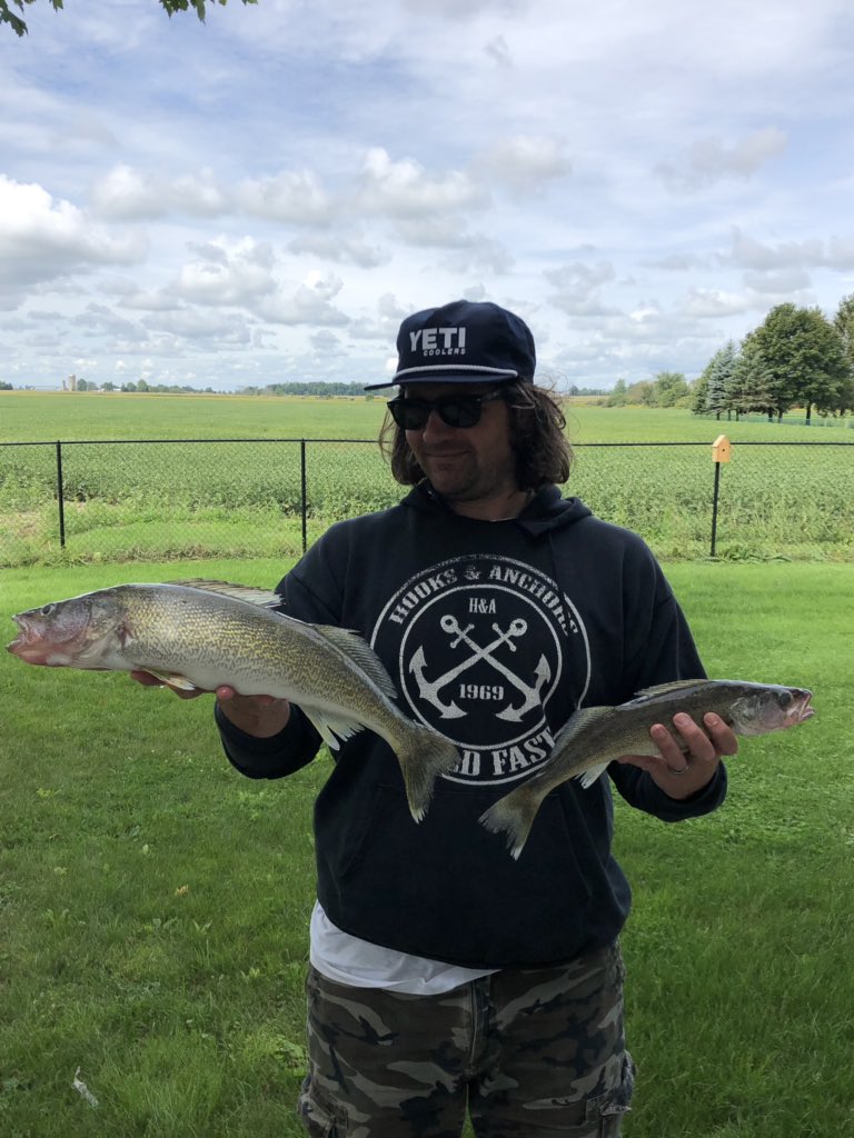 j_sutherland_'s tweet photo. Probably the last fish of the year. #uddertech bibs-not just for dairying. #punchingeyes #LakeErie thanks captain @jdangelo_13 for the good year https://t.co/l2k8OcDKfP