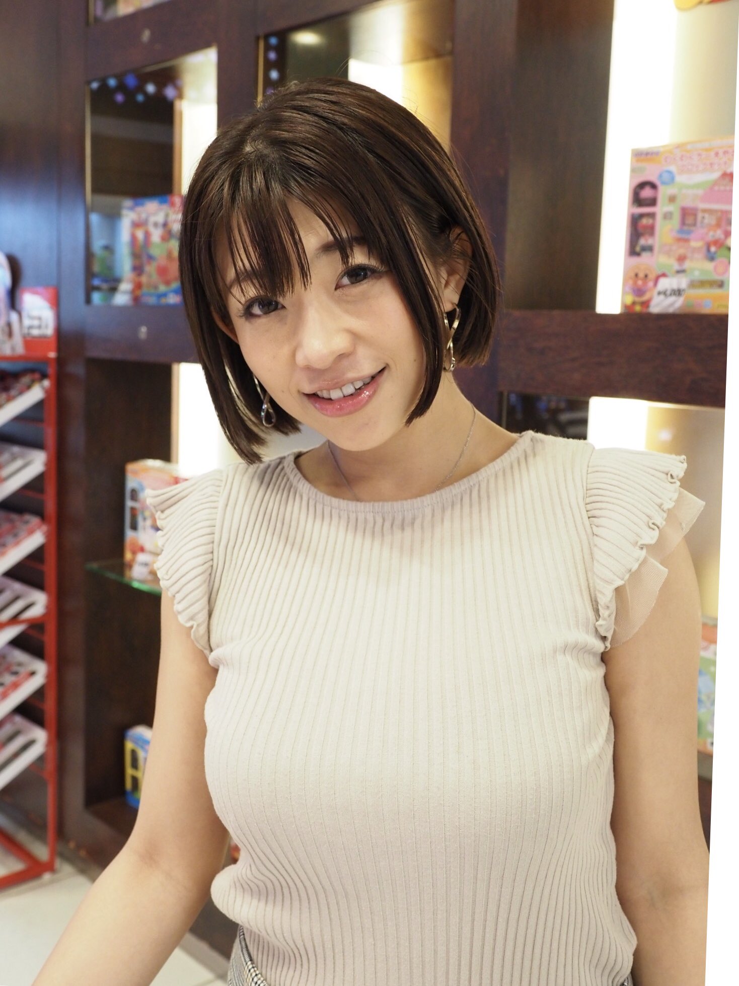 範田紗々 