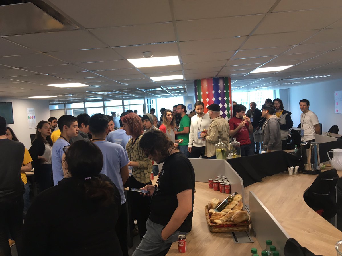 AndradaMariano's tweet photo. Excelente jornada en el nuevo Hackaton @Devs4Good 👏🏻👏🏻👏🏻#forgoodba increíbles propuestas de los 5 equipos!! Felicitaciones y muchas gracias por la convocatoria #IBMCloudAr https://t.co/cxrOJ7aU6v
