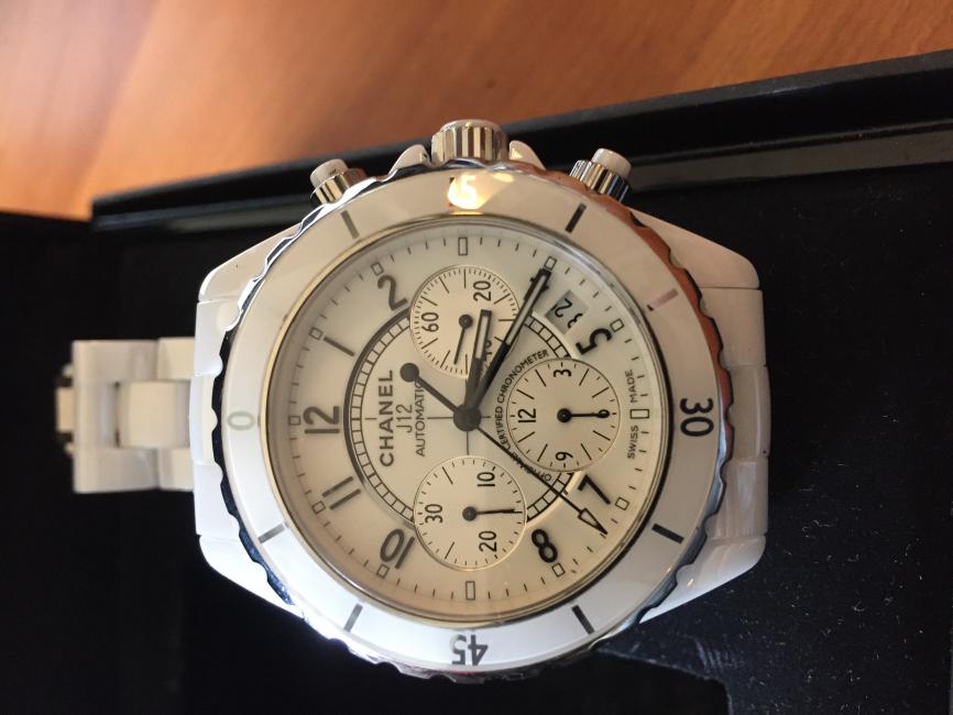 TopAnnonces_ch's tweet photo. Montre @CHANEL à vendre. 
#petitesannonces #montre #occasion #vendre #acheter #suisse #luxe 
https://t.co/U6GVf8MzqQ https://t.co/EI4915F8fi