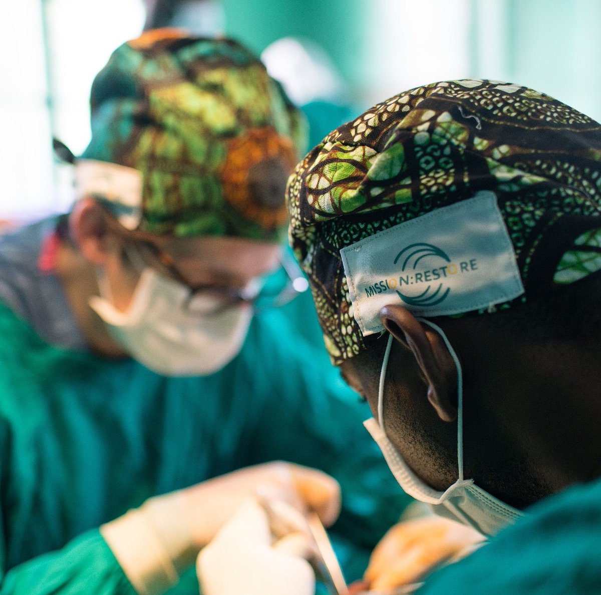 Mission: Restore tweet media