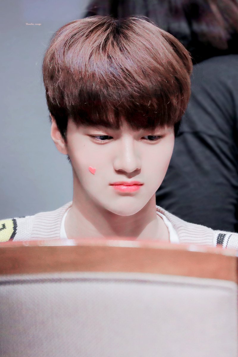 moulinrouge0709's tweet photo. 190907 #차준호 

 말랑청순복숭아준호ㅠㅠㅠㅠ

   #7번방의준호 #CHAJUNHO #준호 #X1 #엑스원 https://t.co/Vl72HVlyka