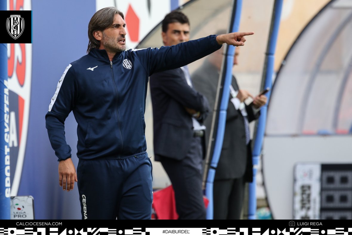 calciocesenafc's tweet image. 🗣️"Nel secondo tempo ho visto un bel #Cesena, quello che mi piace"
🎙️Le parole del tecnico Francesco #Modesto dopo #VVECES 0-2 
calciocesena.com/it/news/modest…