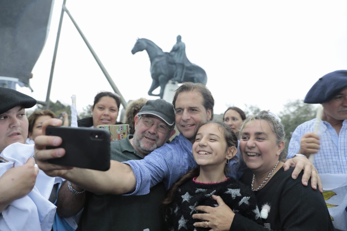 Un año más en Masoller con los compañeros del @pnacional recordando la memoria de Aparicio Saravia. Estamos convencidos que #EsAhora