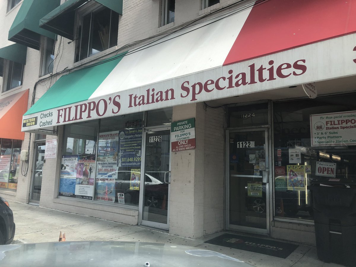 Notjoelcarter's tweet image. Nice kickoff to the football season with #Filippos in #WheatonMD. And we always get the invite to make our own cannolis!