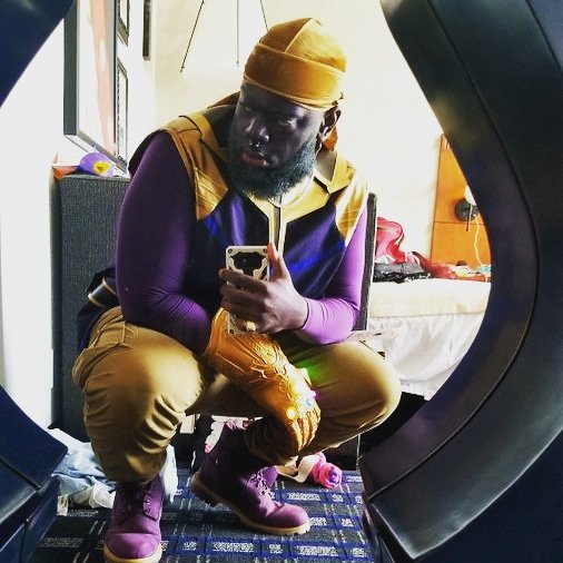 cosmicnoir3's tweet photo. "All that for a drop of clout?"
#Thanos #CosplayAnyWay #cosplayer #ThanosCosplay #DuragThanos https://t.co/zU6CRn5lih