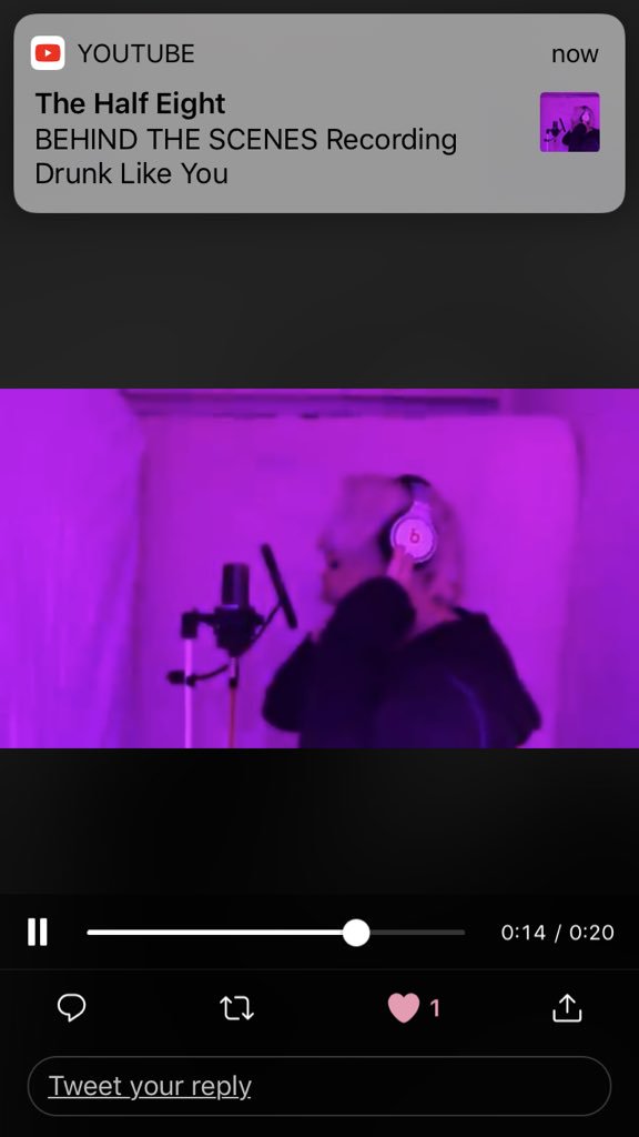 geeksquad93's tweet image. 😂