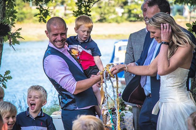 FreeWaveSteve's tweet photo. Had a great day yesterday, watching these crazy ones tie the knot! #wedding #happiness #family https://t.co/dT6e9Buf7H https://t.co/Y5PpFF4V0L