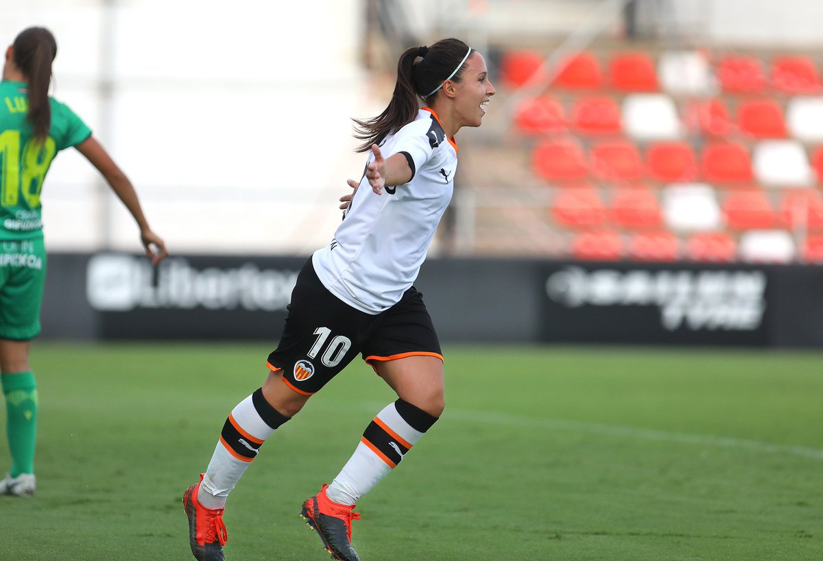 VCF_Femenino's tweet photo. 📝 CRÓNICA |
#VCFfemReal 2️⃣⚔️2️⃣

⚽ El #VCFfem 🦇 alza el vuelo y logra empatar un 0-2 en contra

➕ℹ️ https://t.co/dArrGBqZdm

#PrimeraIberdrola 🔥
#AmuntVCFfem 🖤 https://t.co/9xHw3qfbrb