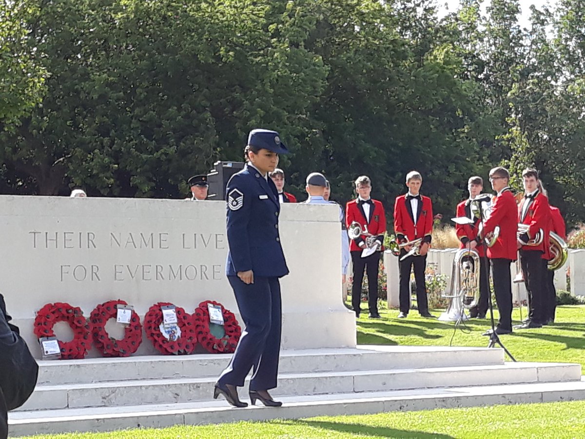 ElizbethjmSmith's tweet image. Honoured to be @RAFAssociation commemoration @CWGC #Stonefall today. #LestWeForget