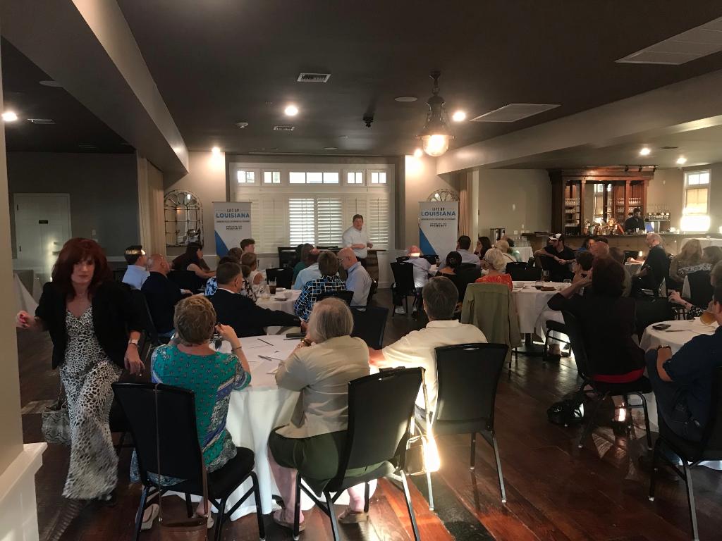 AFPFLA's tweet image. Another packed house for the #LiftUpLouisiana tour tonight in Mandeville. Glad to have @RussLatino, @CReneeAmar, @SharonHewitt, @BethMizell, and Rep. Mark Wright joining us to talk about creating jobs and opportunities for Louisianans with tax and budget reform. #lalege #lagov