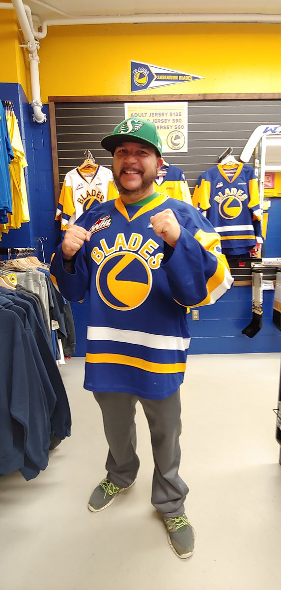 Proud to pick up an old game worn <a href="/kustra_99/">Jake Kustra</a> #BladeCity sweater 🏒 Good luck in Speedy Creek this #WHL season 🍀