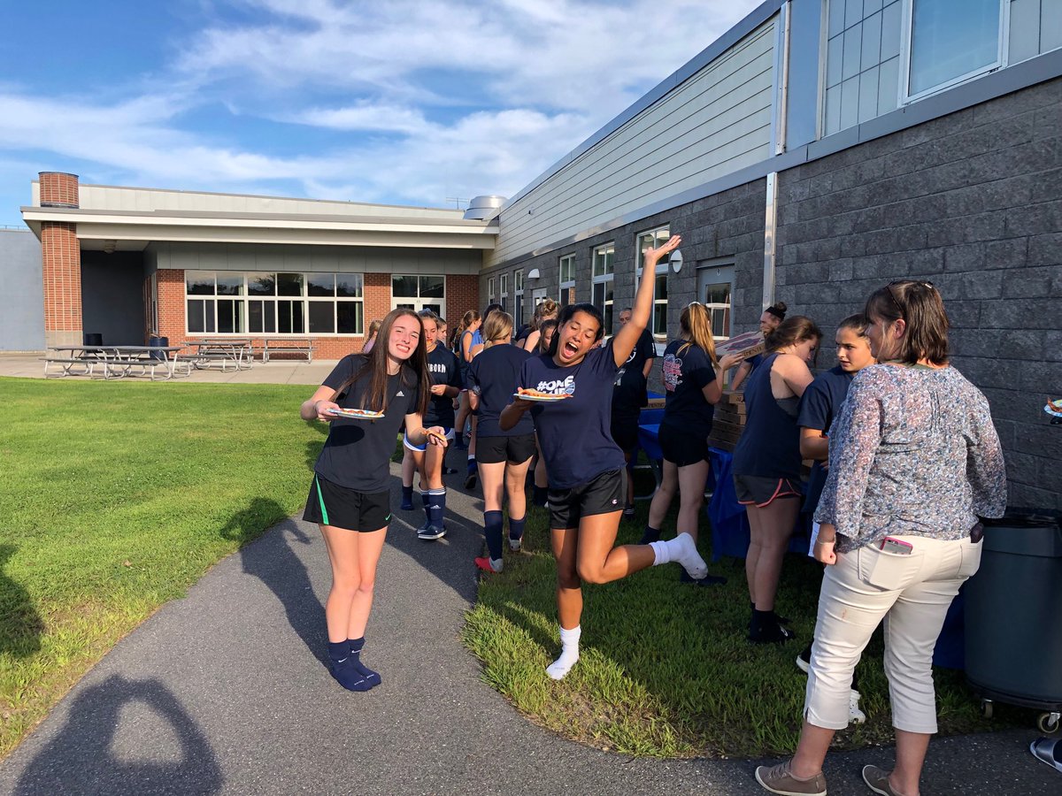 CoachMiliner's tweet photo. Rewarded for their patience and hard work. Thank you parents for hosting the gathering!! https://t.co/RyYqHX5HQv