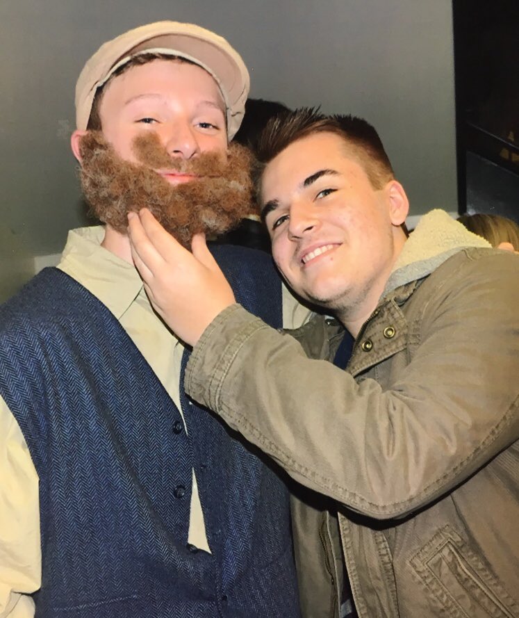 Stanman196's tweet photo. throwback to when i was the one with the beard in the duo https://t.co/LRvzLxAvxs