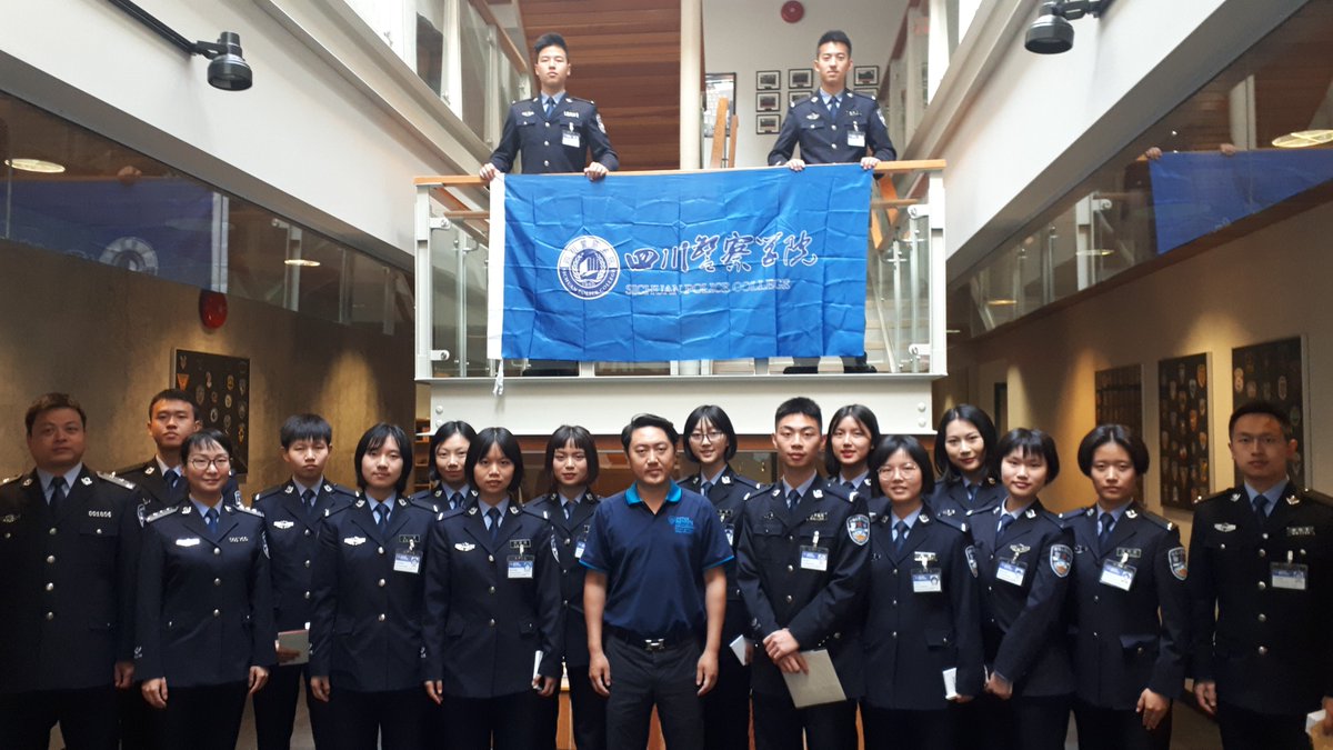 PortMoodyPD's tweet image. Today @PortMoodyPD hosted some #JIBC exchange students from several #police colleges in China.  It was a great experience for all of us!  #internationallearning @ChiefFleugel