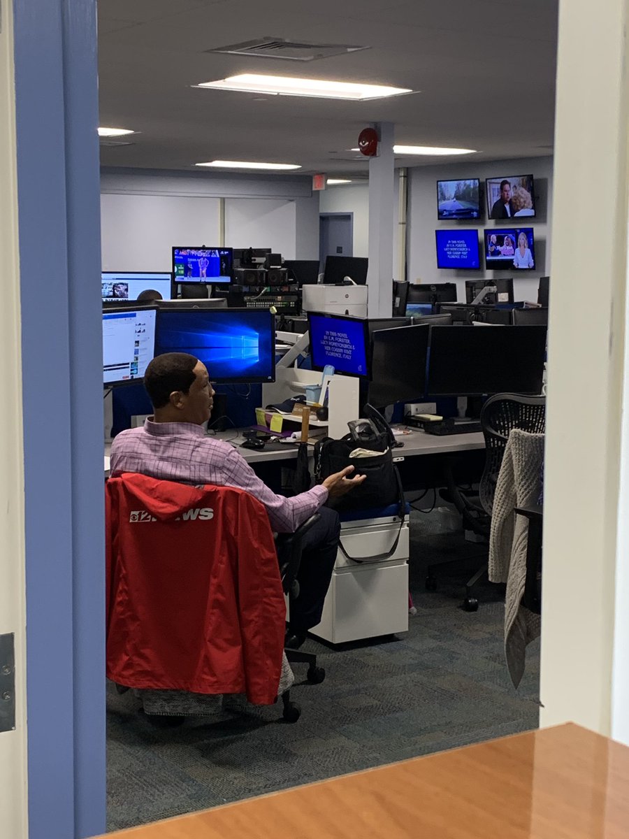 ForesterCBS12's tweet photo. *Caption this pic* https://t.co/iTGnskCASz