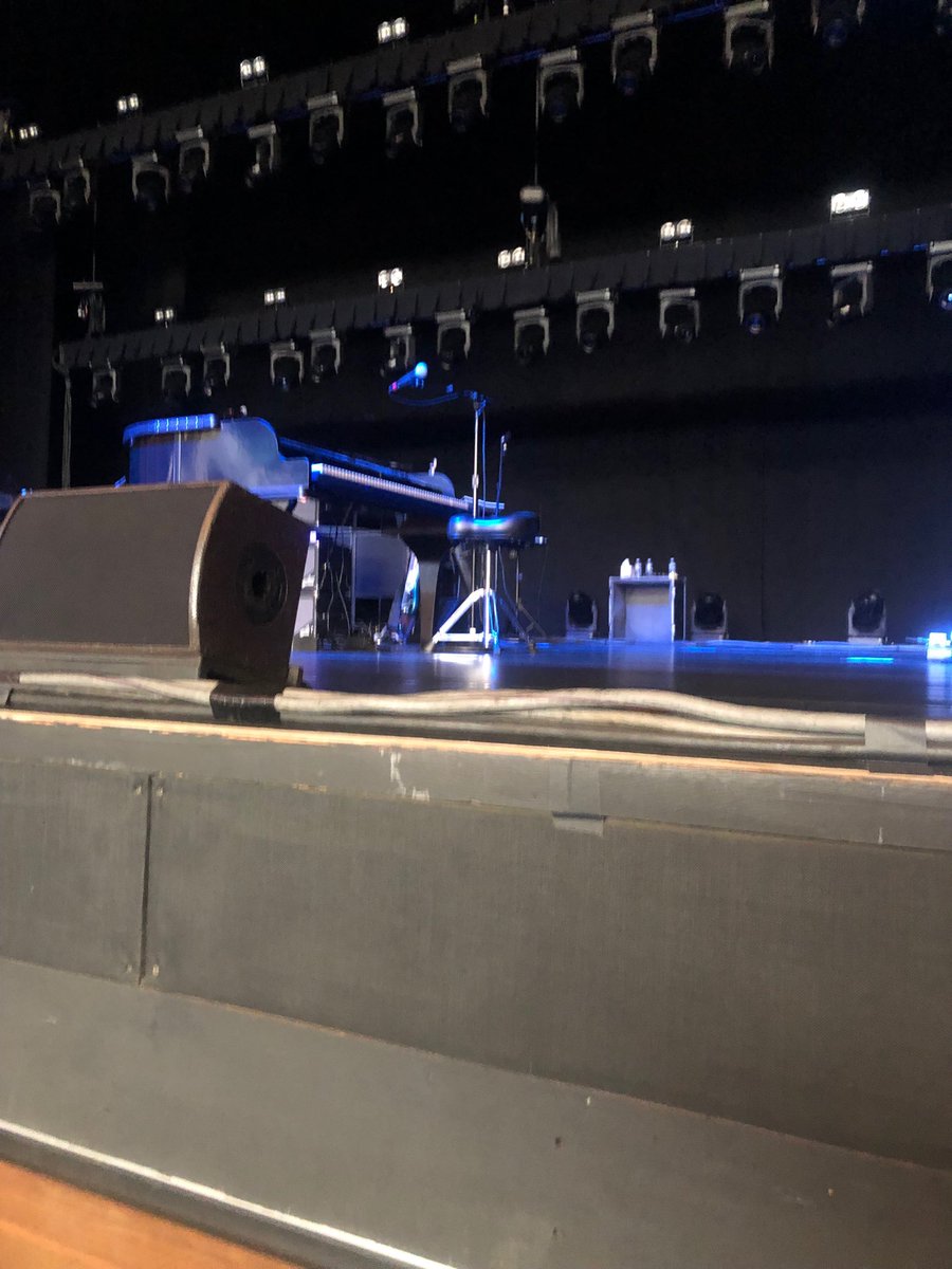 kmacker69's tweet image. Sting seats.