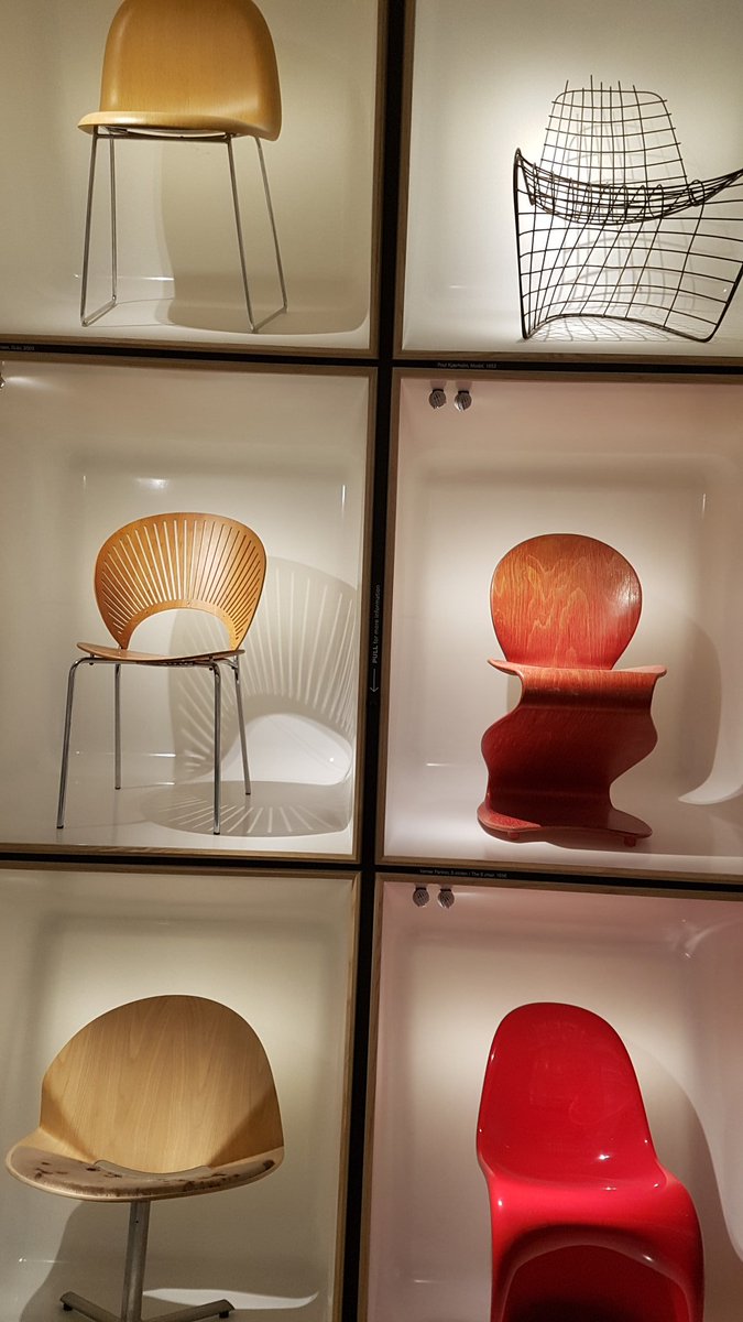 Marichan 陳マリ Auf Twitter デンマークのデザインミュージアムの素敵椅子展示 欲しいものがたくさんあった って買えない けど 家にこういうのあったとしても洗濯物とか脱いだもの置き場所になりそう あぁ