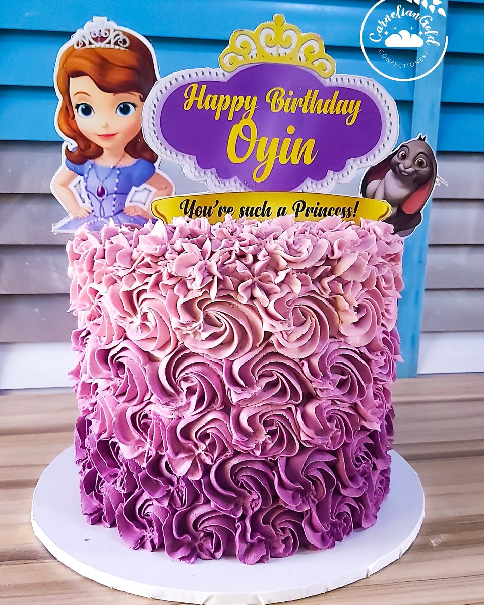 gold_cakes's tweet photo. You don't need to break the bank to celebrate with a cake. We gat you...just Holla. 07098570273. Ibadan  #TuesdayMotivation  #Ibadan2019 #cakesinibadan #cakesofinstagram #cakes #cakesbycgoldconfectionery https://t.co/T6KvRPzCyn