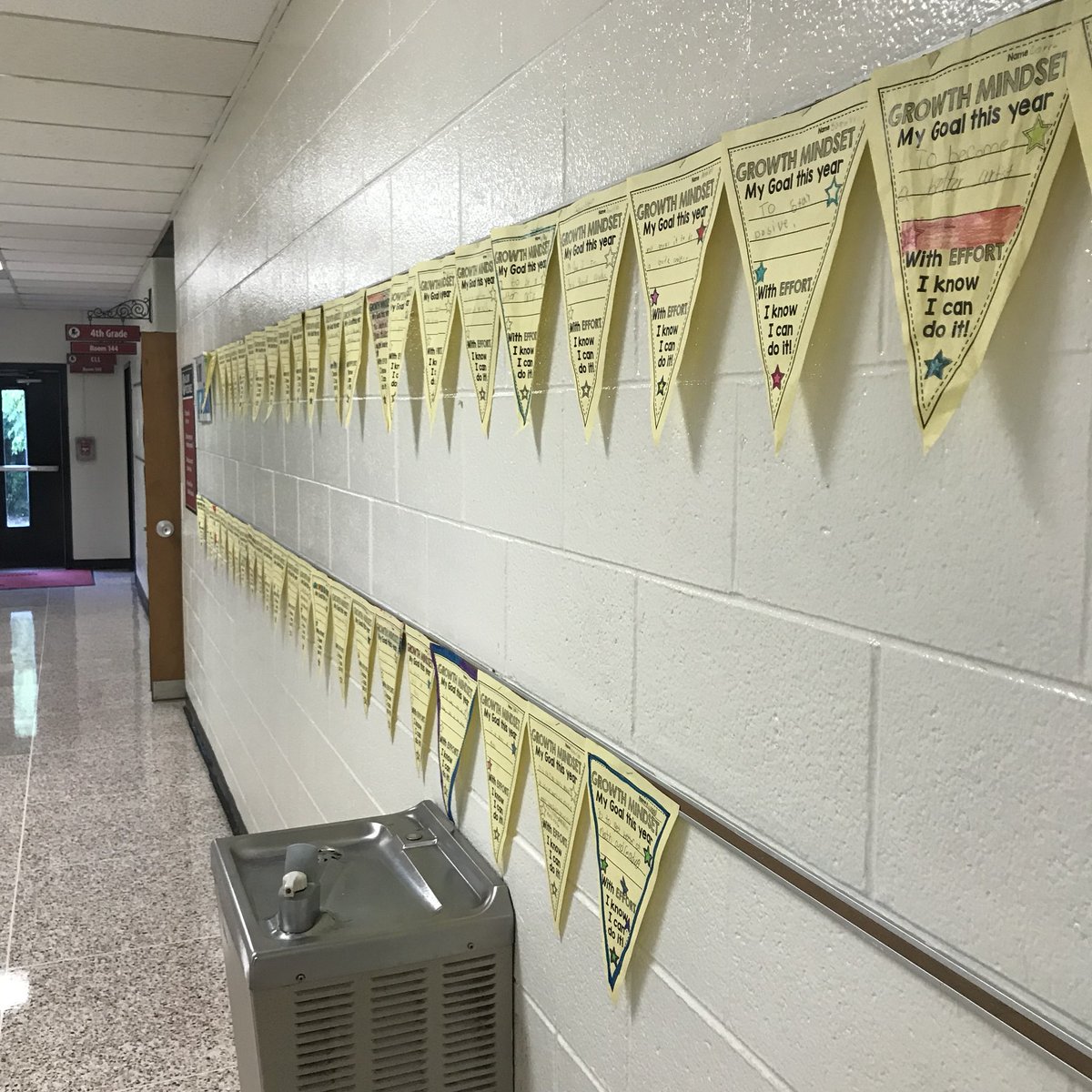 Mr_Bitter1's tweet photo. Some practice with growth mindset in 4th grade at @MadisonElem yesterday! These kids have awesome goals! #WeLeadNotFollow https://t.co/V7FiaFQiw2