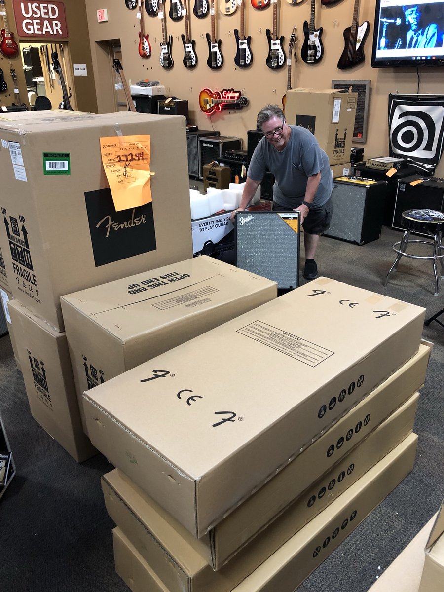 SwingCityMusic's tweet photo. Just got a huge shipment of Fender product in! American Performer basses, Rumble bass combos, Acoustasonic guitar amps, and more! For everything Fender, come on down to #swingcitymusic ! #fenderguitars #fender #guitarlife https://t.co/RRlyk3vc2k