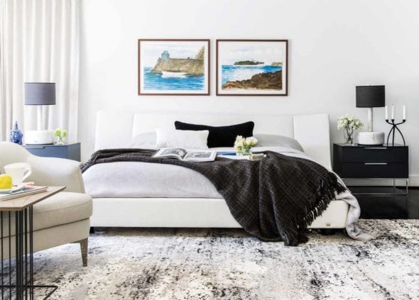 SEFLStyleDesign's tweet image. With a love for all things Miami, the master bedroom mimics a luxury oceanside suite, with a bed from Cantoni, side tables from Modloft, and a chair and accent table from Molteni.

Home by Contour Interior @NinaMagon 
713.722.0511
#interiordesign #interiordecor #design