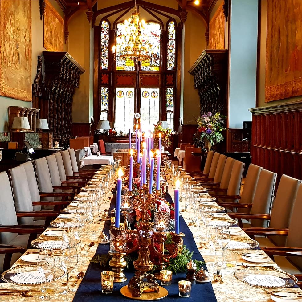 KennedyRooms's tweet photo. Gala dinner in the amazing Gallery at Adare Manor this evening. @KennedyRooms @Shannon_Region @TheAdareManor @EventsGlass @eventprofs @conferencesport #makeitshannon https://t.co/KGwVVjGb8V