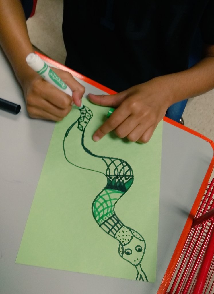 MsParksArts's tweet photo. 3rd and 2nd graders are off to a great start on their Aboriginal-inspired art! Today they drew their creatures and added designs inside the shape 😁🇦🇺 #Australia #Aboriginal #art #design #IgniteExcellenceMCSS #STEAMMCSS @MadCoSchools https://t.co/mEYgdB0qav