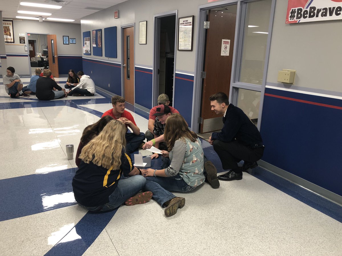 moberlyffa's tweet photo. Luke O’Leary our National FFA President shared his knowledge about making our own brand. There were many fun activities that encouraged our members to get involved in conversation, and help us gain knowledge on making our brand the best it can be, using our passion and purpose! https://t.co/SoOIuBe0VO