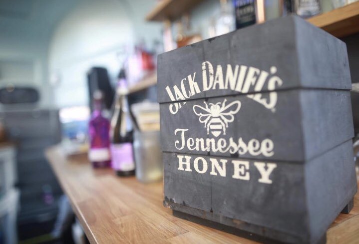 jackandgins's tweet photo. Few pictures from a event this weekend #sunsout #jackdaniels #whitleygin https://t.co/HL1ioRfYlC