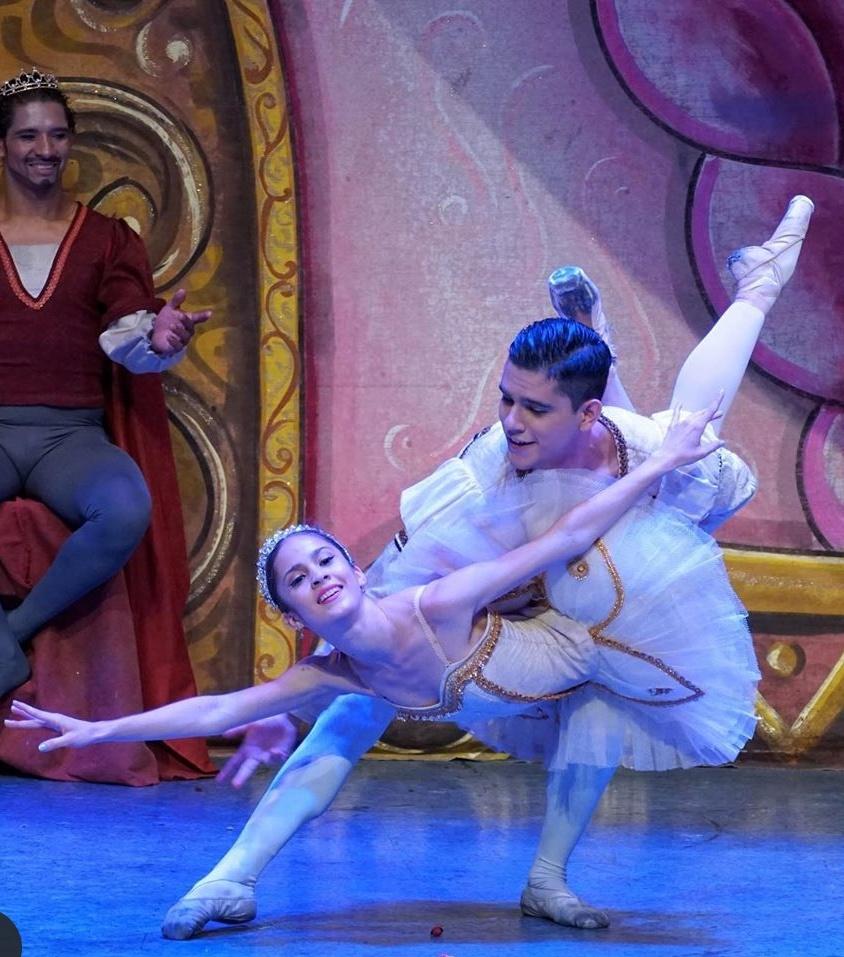 La Bella Durmiente #ballet 
@Teatro_Tepeyac viernes 7 y 9 pm boletos en <a href="/Ticketmaster_Me/">Ticketmaster México</a> 📸 Iken Hernández #tututuesday #FelizMartes