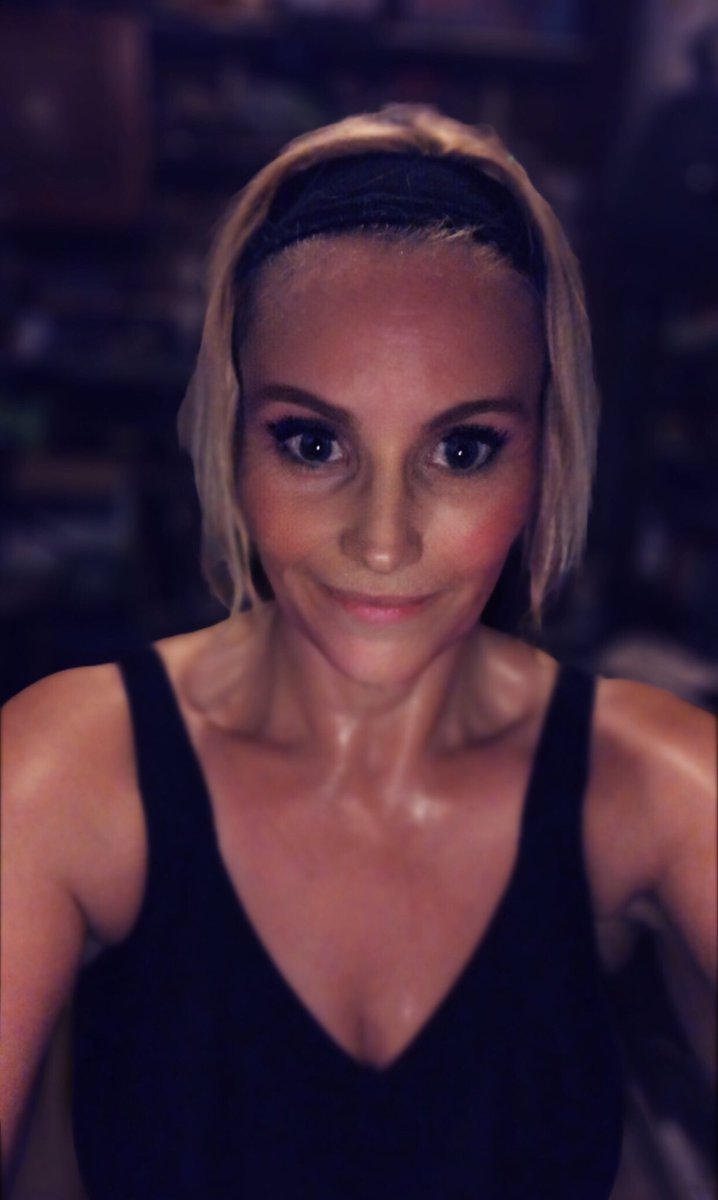 gold_fish101's tweet photo. Body combat followed by 4K row 💪👏 #GettingPhysical #gettingsweaty #FitnessGoals #fitnessaddict https://t.co/Y9tdDD9uGR