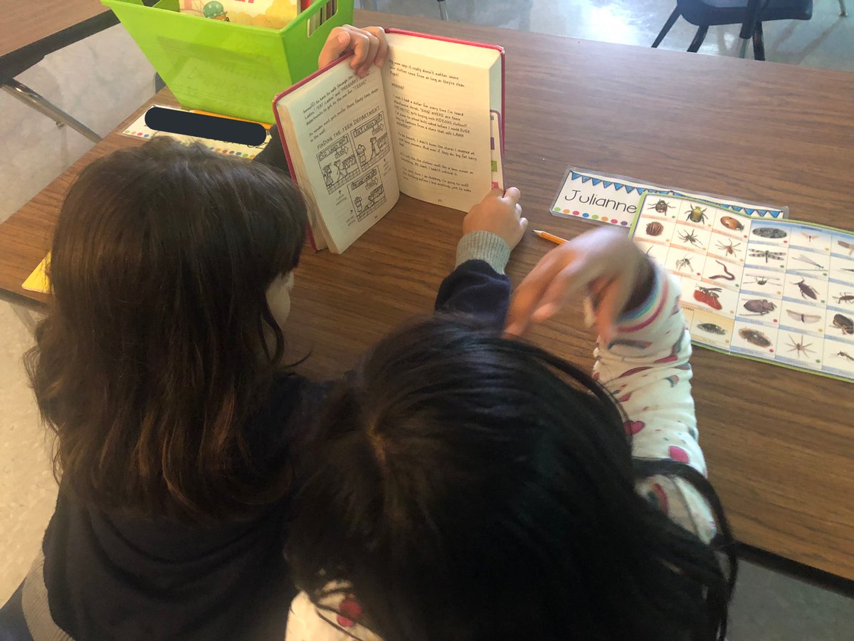 MrsWentworth4's tweet photo. Practicing buddy reading this week while also reinforcing our independent reading expectations from last week! Practice makes perfect!! #TeamUp #GetInTheGame #WinstonReads https://t.co/pAX95FPCmX