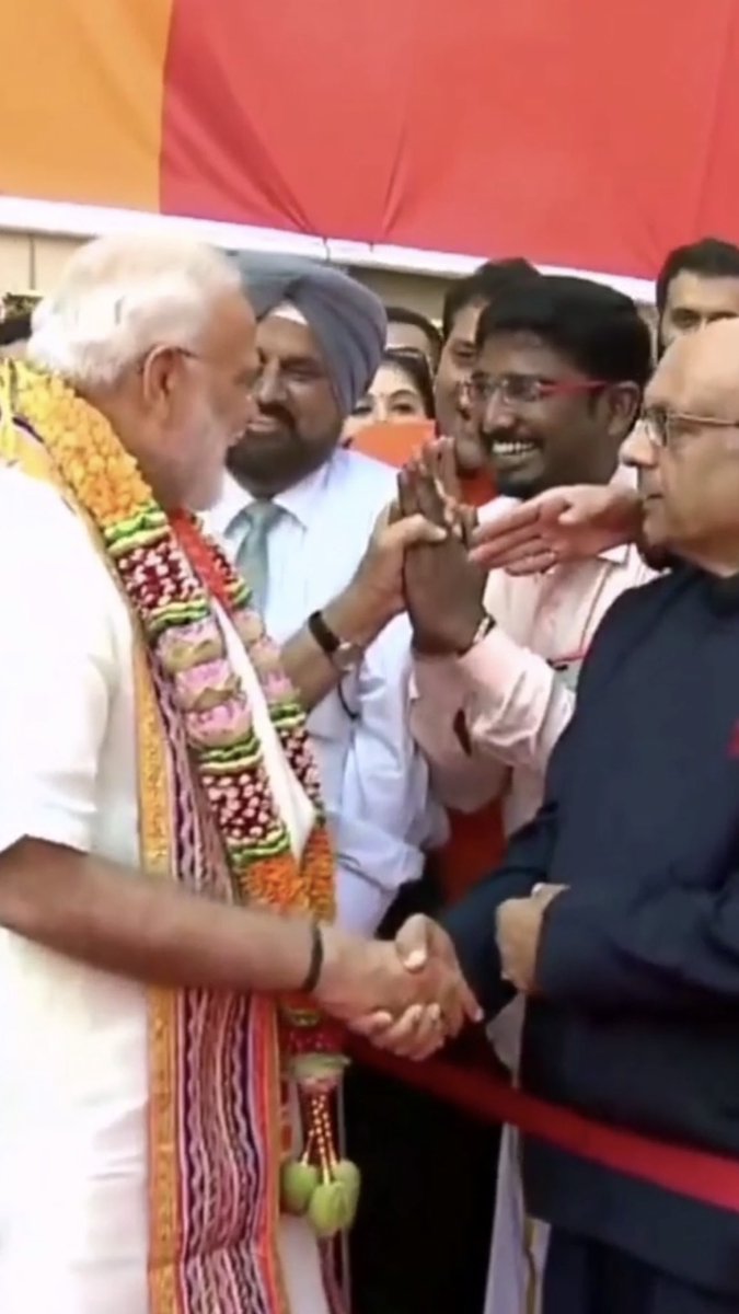 senthilgjenefa's tweet photo. பாரத பிரதமர் திரு. நரேந்திர மோடி அவர்களை சந்தித்த அந்த பெருமையான தருணம்.

Proud Moment with our PM Shri.NARENDRA MODI. @narendramodi 

Special Thank to Indian Embassy and Govt. Higher Officials #Indianembassybahrain #PMvisitbahrain #PMspeaktamil #Vannakam #IndianPM #Modiji https://t.co/FlxVsOONy0