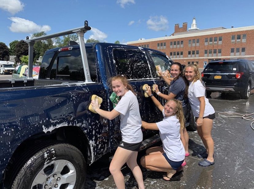 baronsgsoccer's tweet photo. Another successful JV/Varsity Carwash this past weekend! Thank you to everyone who came and supported our booster club🚗💦 https://t.co/UEB7wghj0K
