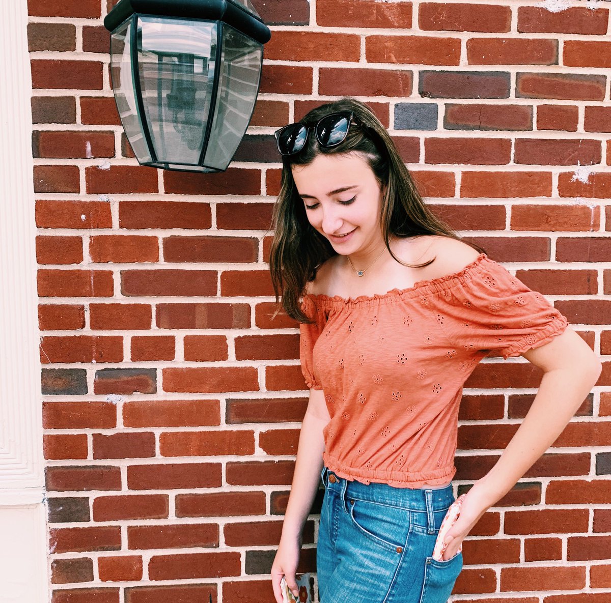 littlebagIMPACT's tweet photo. when your mini fits in your back pocket AND impacts two underserved students in Philadelphia, you know it’s going to be a good day 😆 #bethechange https://t.co/MZYzwNicoS