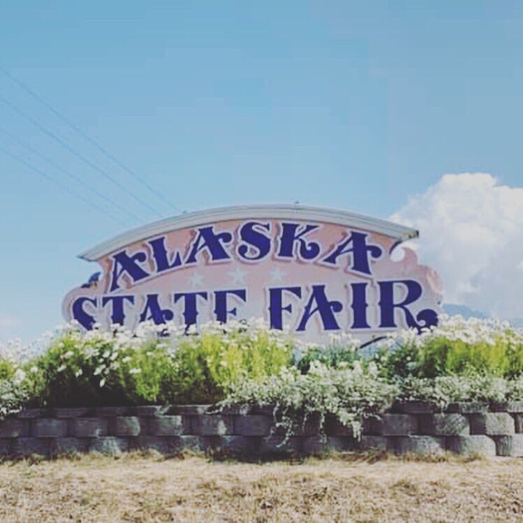 markdrakeint's tweet photo. We spent a fun few days seeing friends and enjoying one of our favorites, the Alaska State Fair. Now to complete our mission of driving our Alaska car back to St. Louis. Alcan Highway, here we come!
#Alaska #Alcan #roadtrip #AlaskaStateFair #thelastfrontier #moosewatch https://t.co/duGH4udBYL