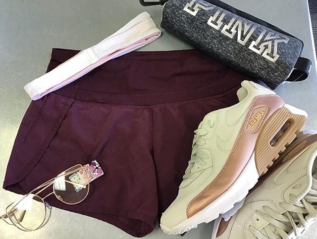 RunwayTacoma's tweet photo. Get some amazing brands at Runway up to 80% off retail!
Lululemon shorts: sz 2 $19.75
Nike Air Max: sz 8 $17
Lululemon headband: $8
Glasses: $7.50 
Pink travel case: $8 #runwayfashionexchange #tacoma #tacomawa #253 #shop253 #shoptacoma #shop253 #thrift #… https://t.co/N1HxzTnDLz https://t.co/4ZOIzLMYt6
