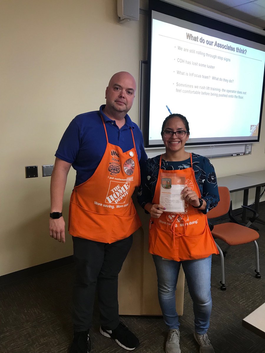 alacockthd's tweet photo. RDC 5034 Cecilia receiving a Homer recognition for driving safety!!! https://t.co/6dk25sAz39