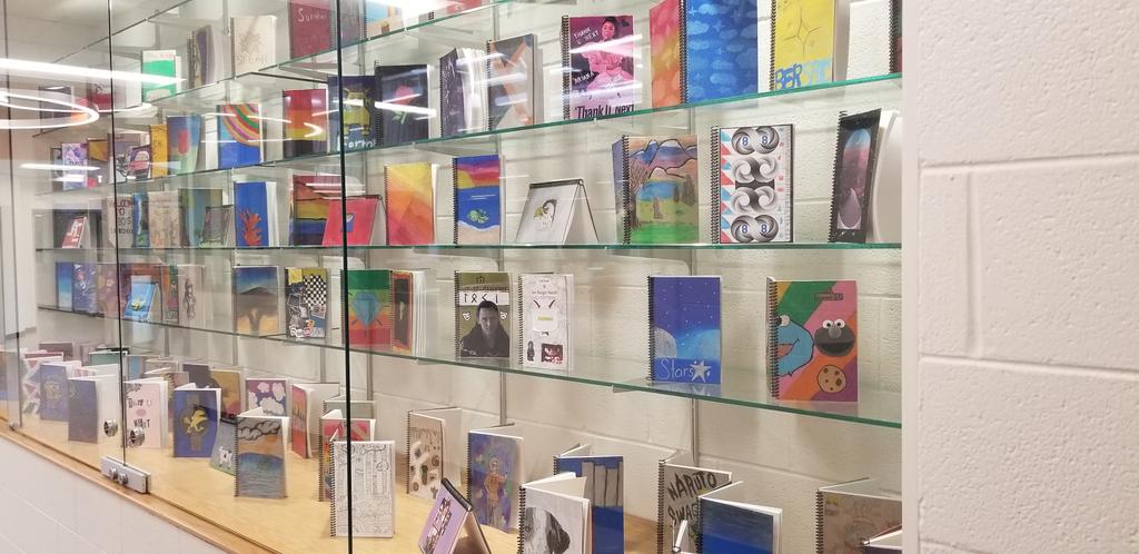 vlamonta's tweet photo. So proud of the sketchbooks that my students created. @CCSD93, @JSPrincipal, #wearejayhawks, #keepit100 https://t.co/7ka0g7LzPi