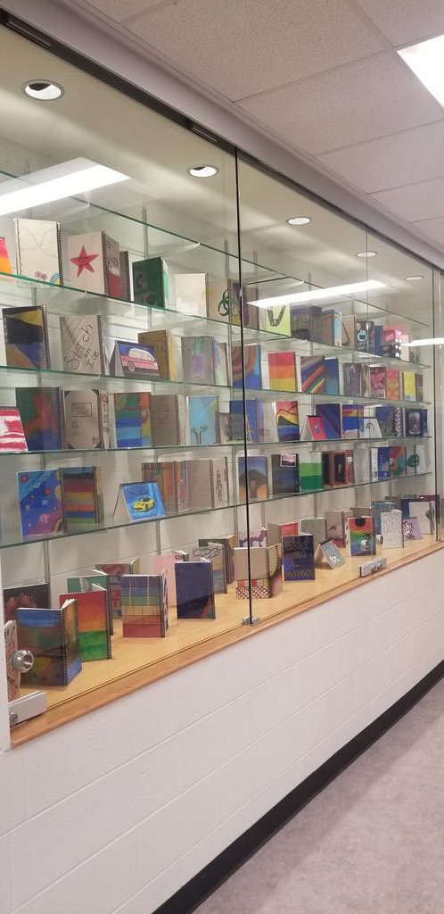 vlamonta's tweet photo. So proud of the sketchbooks that my students created. @CCSD93, @JSPrincipal, #wearejayhawks, #keepit100 https://t.co/7ka0g7LzPi